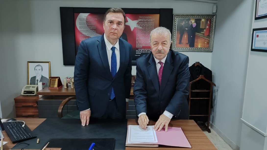 KALKANDERE'DE BİR İLK: ÖĞRENCİLERE KARŞILIKSIZ BURS DESTEĞİ