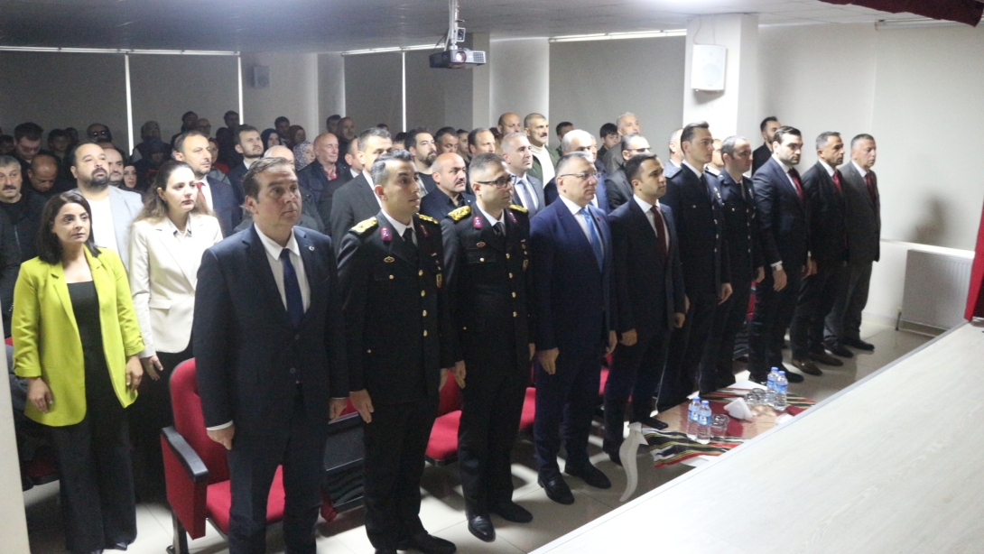 KALKANDERE ANADOLU İMAM HATİP LİSESİ'NDE 29 EKİM CUMHURİYET BAYRAMI COŞKUYLA KUTLANDI